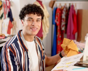 Photo - Young Fashion Designer