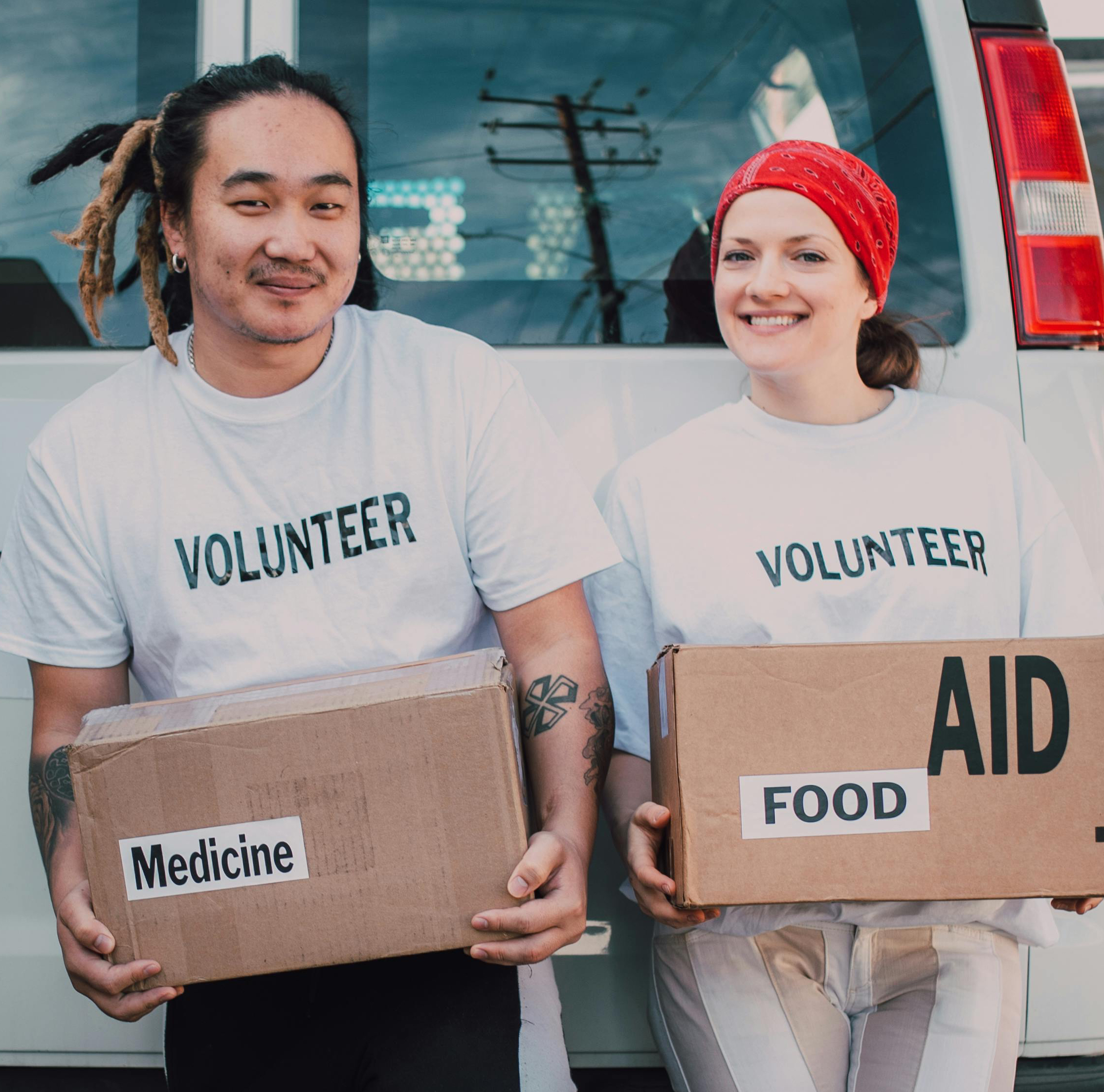 Photo - Volunteers - Food & Medicine